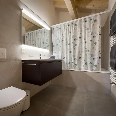 Bunder - Dg Appartement-fewo- Bad- Wc- 3 Schlafraeume By Interhome Adelboden
